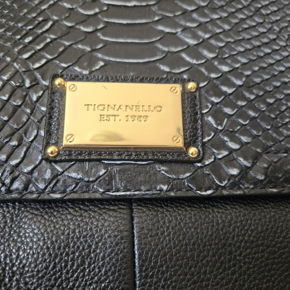 Tignanello Black Leather Multi Pocket Handbag - Picture 4 of 15